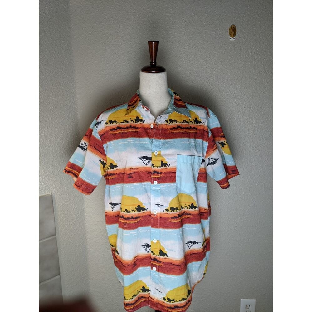 #30 Large Disney Lion King T-Shirt